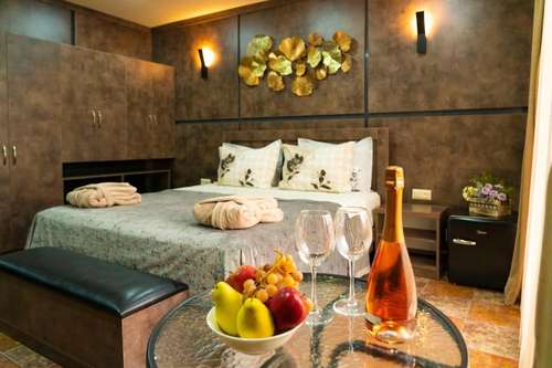 www.batumiwesthotel.com