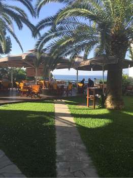 www.hotel-filoxenia.com