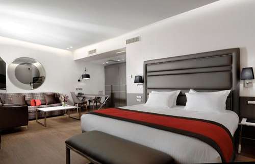 www.holiday-suites.com
