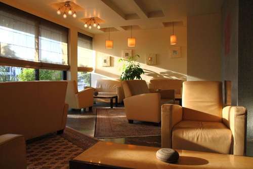www.hotelpines.com