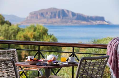 www.irisbeach.gr