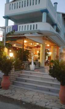 www.spiroshotel.com