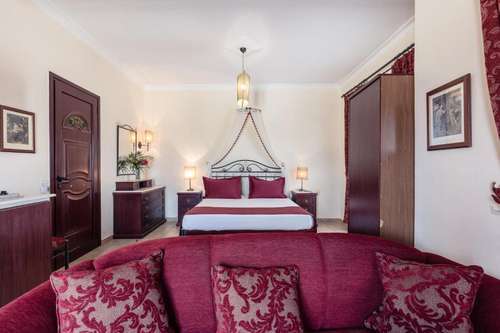 www.agistrihotel.gr