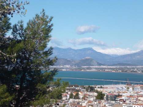 www.hotelvasilis.com