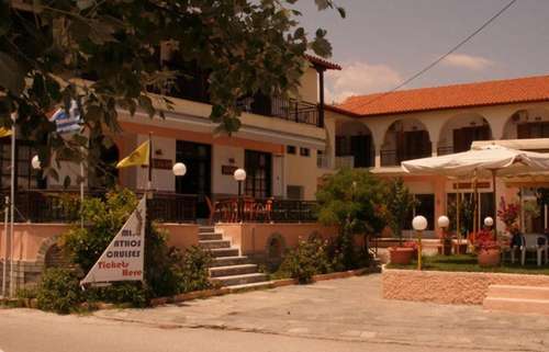www.hotel-alexandros.net