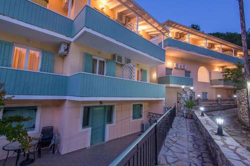 www.olivetreehotel.gr