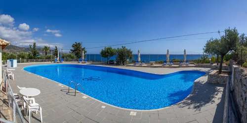 www.kardamilibeach.com
