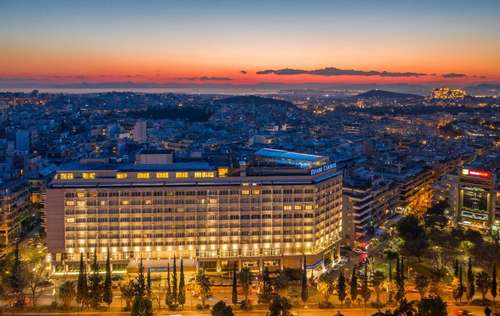 www.divanicaravelhotel.com