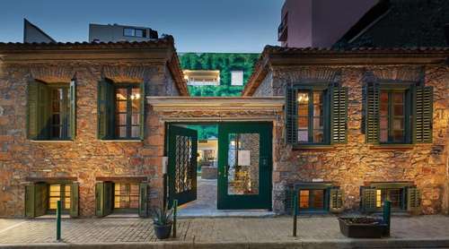 www.athenianresidences.com
