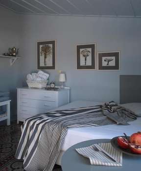 www.storoloi-poros.com