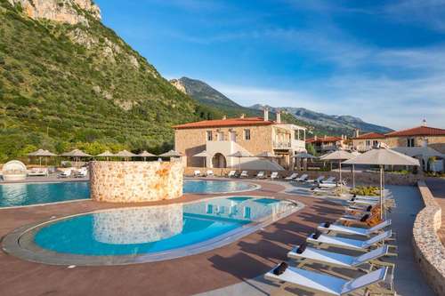 www.kyniskahotels.com