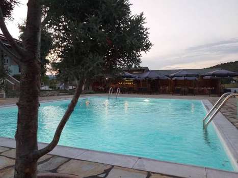 www.carettaresort.gr