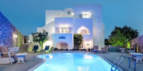 www.lavarocksantorini.com