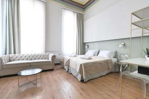 www.agoraresidence.com