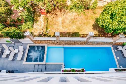 www.hotelalexis.gr