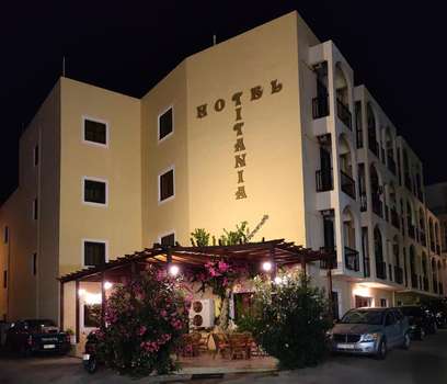 www.hoteltitania.gr