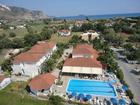www.metaxahotel.com