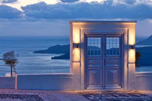 www.petitpalacesuites.gr
