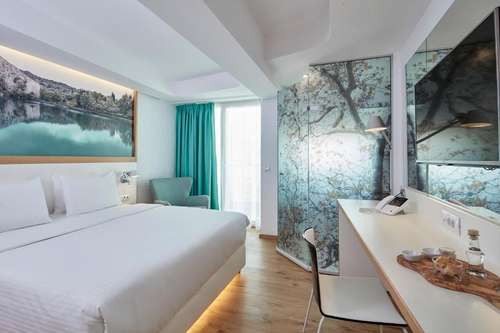 www.olivegreenhotel.com