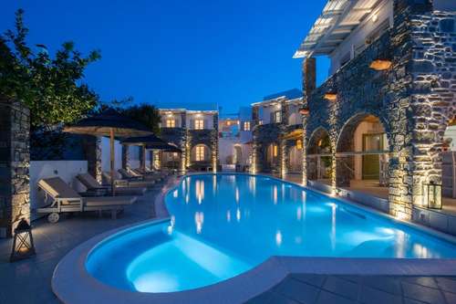 www.zefi-hotel.com