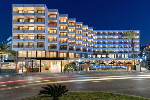www.blueskyhotel.gr