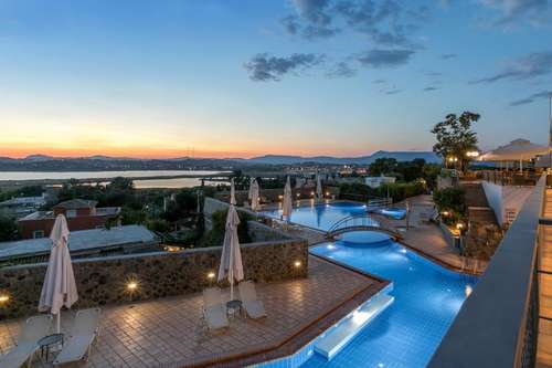 www.divanicorfuhotel.com