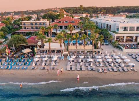 www.phoenixbeachhotel.gr