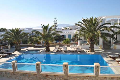 www.hotelpetinaros.com
