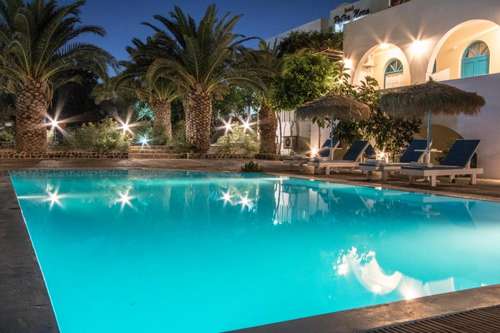 www.petranerahotel.com