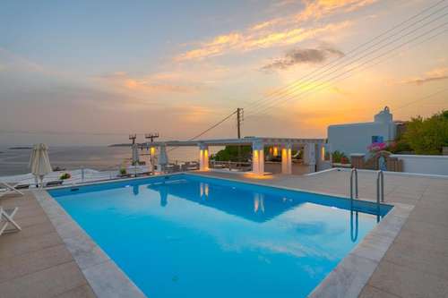 www.lithos-mykonos.com