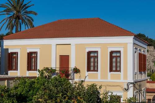 www.estiahotel.com