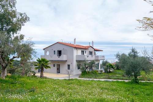 www.elenabungalows.gr