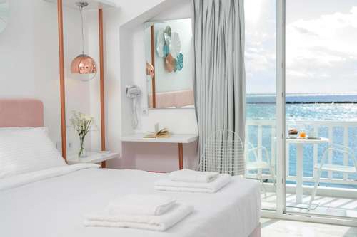 www.namatinoshotel.com