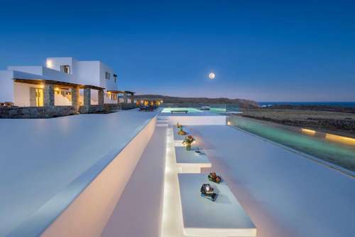 www.legendarysuites.com