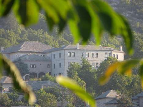 www.monodendrihotel.com