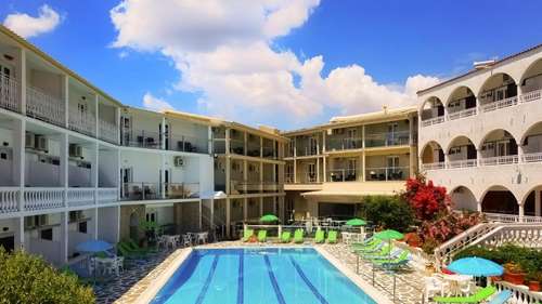 www.gouviahotel.com