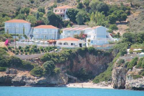 www.pelagosbay.com