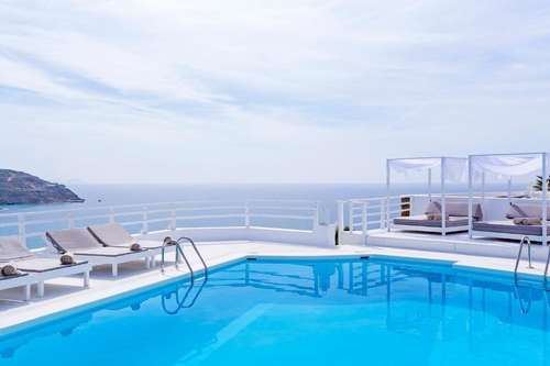 www.pietraemaremykonos.com