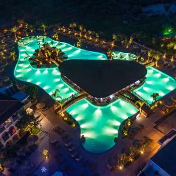www.letsos-hotel.com
