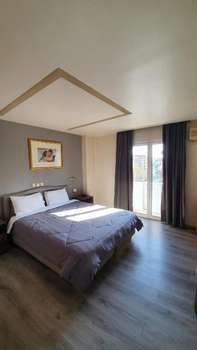 www.athenslydiahotel.gr