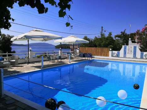 www.tropicanainn.gr