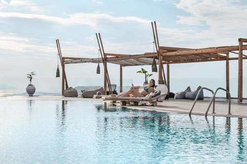 www.santorinihotelorizontes.com