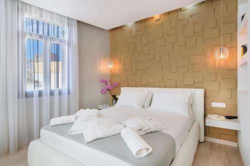 www.diamondluxurysuites.com