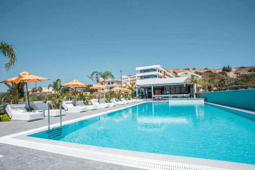 www.mazorenarthotel.com