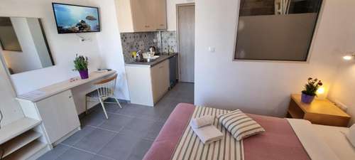 www.ammos-hotel.com