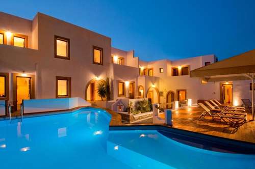 www.petrahotel-patmos.com