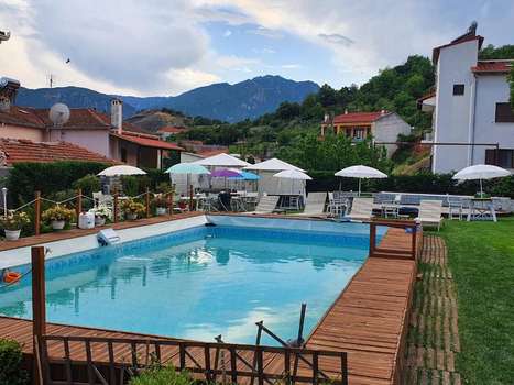 www.theatrohotel.com