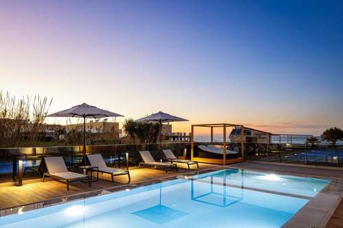 www.elevenboutiquesuites.gr