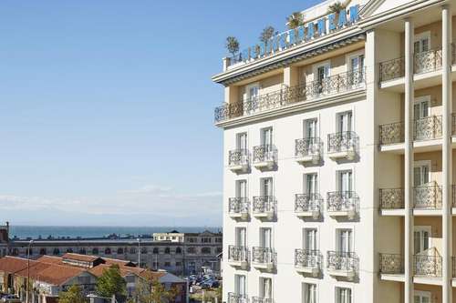 www.mediterranean-palace.gr
