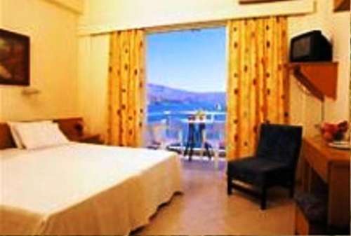 www.aristeahotel.gr